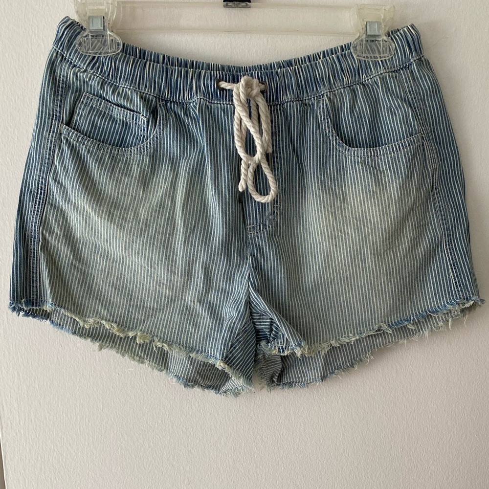 ❤️ NWOT Aerie Pull-On Drawstring Striped Raw Hem Faded Shorts - Small
